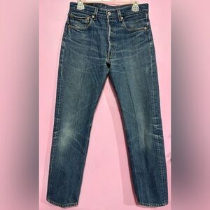 Vintage Classic Women's Straight-Leg Jeans in Indigo Wash